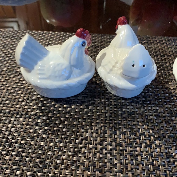 Four - chicken decor for kitchen - Picture 6 of 8